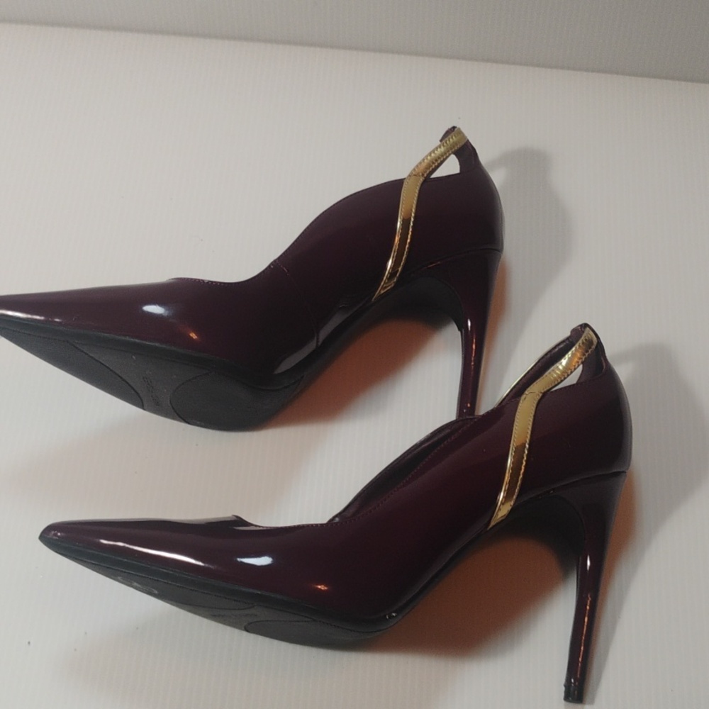 Marc Fisher Garlene Burgundy/Gold patent leather pointed toe pumps Size 8.5 - Picture 5 of 10
